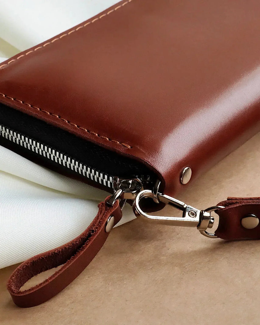 Leather Clutch Wallet – Zip Closure & Wrist Strap
