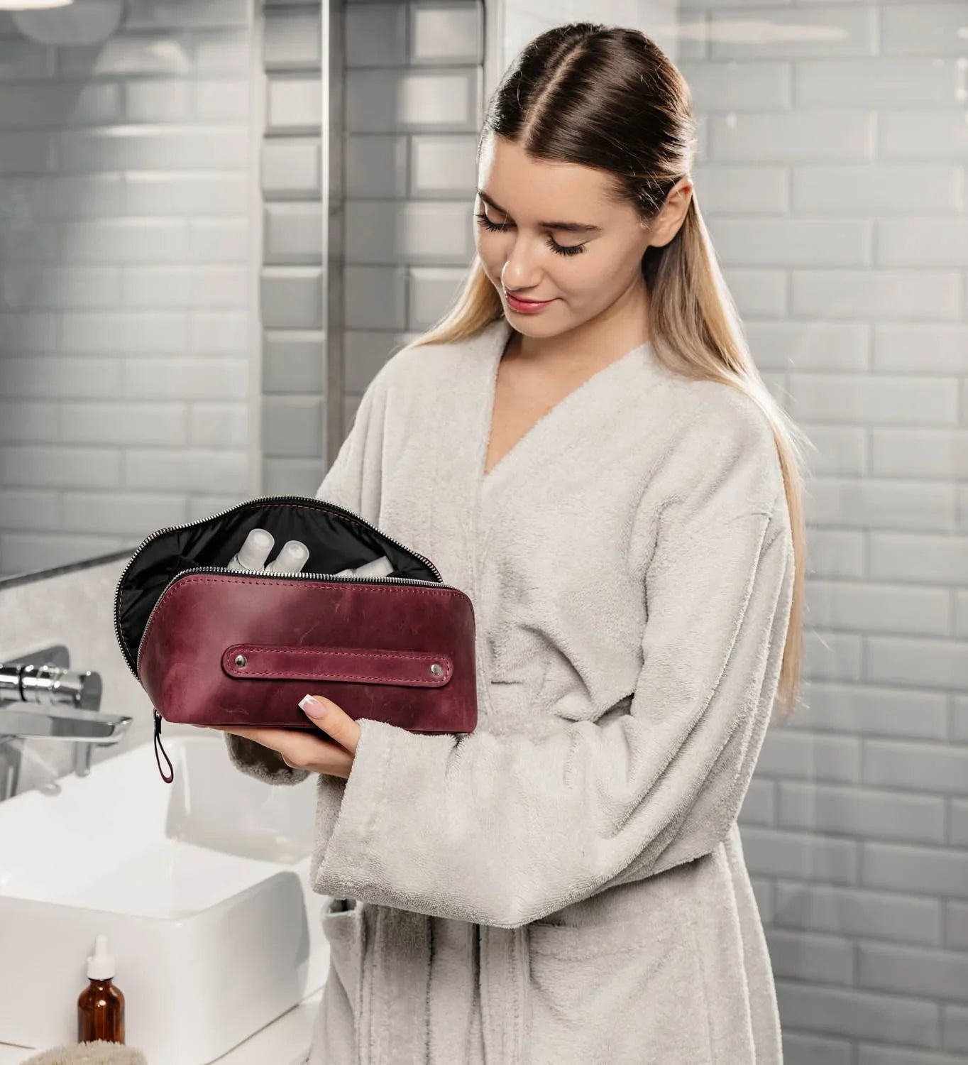 Matte Leather Cosmetic Bag – Travel Toiletry Organizer | BeautyBox