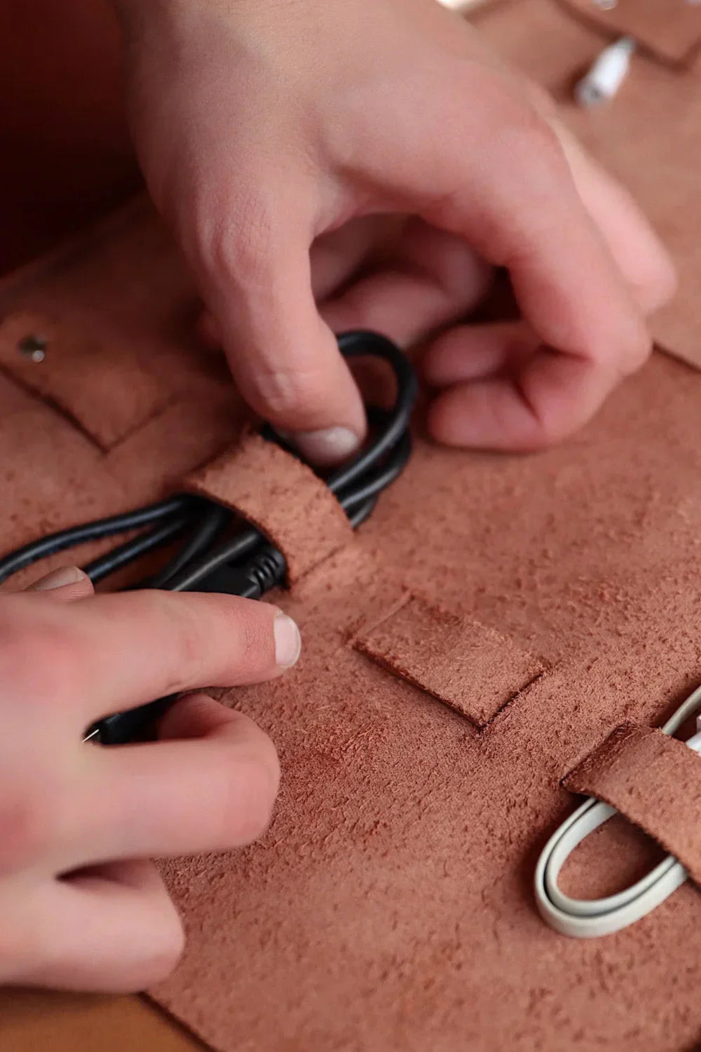 Roll-Up Leather Cord & Tools Wrap – Smooth Finish