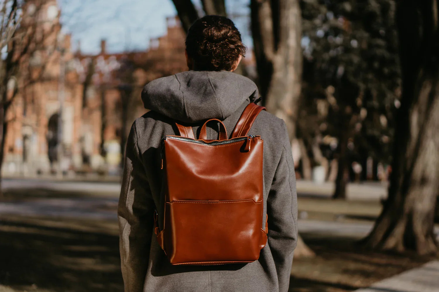 Minimalist Leather Backpack for Work & Travel | Flatrock