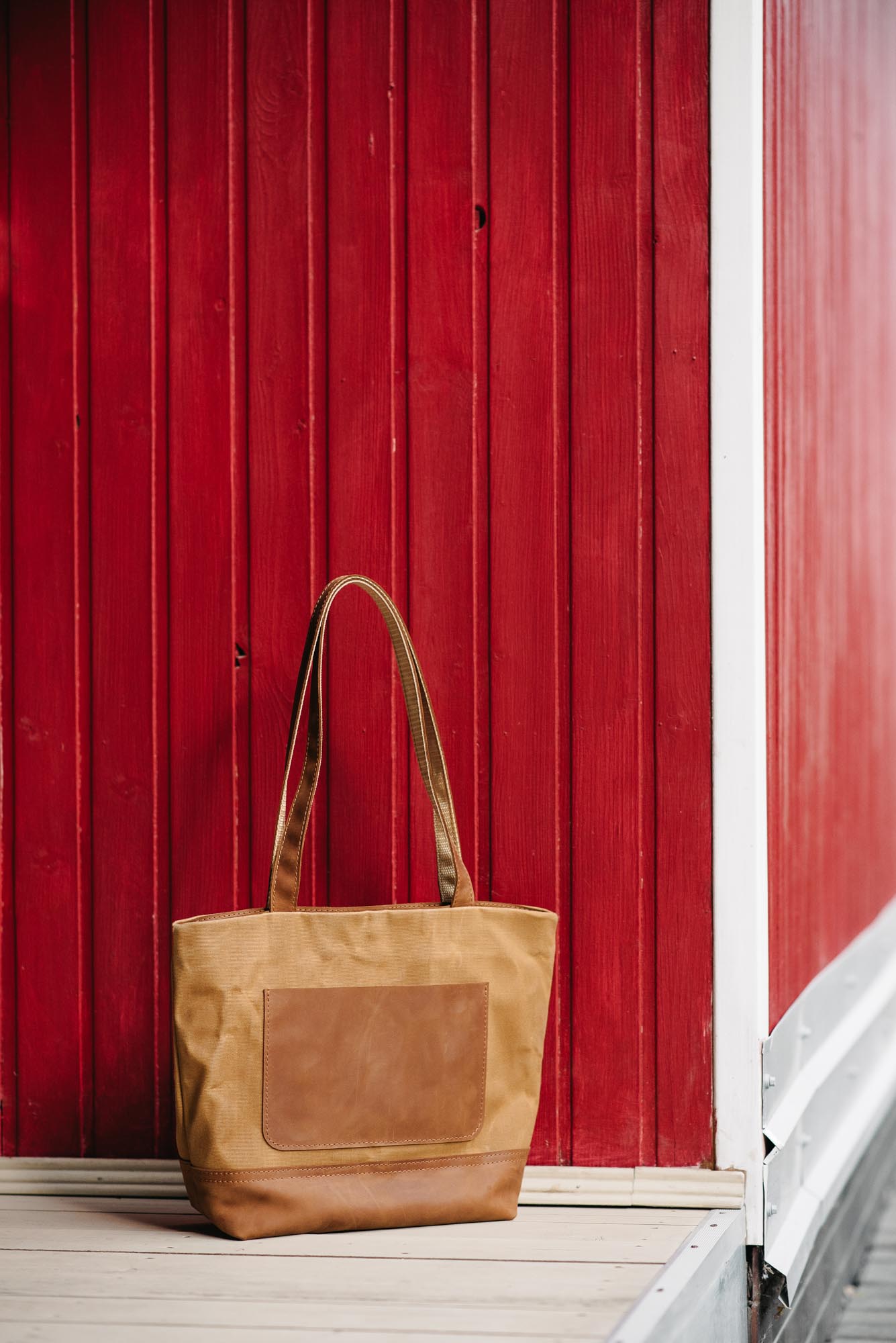 Women's Waxed Canvas Tote Bag with Leather Straps for Daily Use