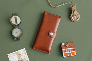 Classic Long Wallet – Smooth Leather & Snap Button