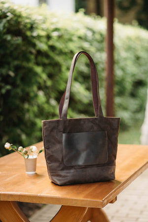Women's Waxed Canvas Tote Bag with Leather Straps for Daily Use