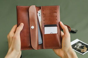 Classic Long Wallet – Smooth Leather & Snap Button