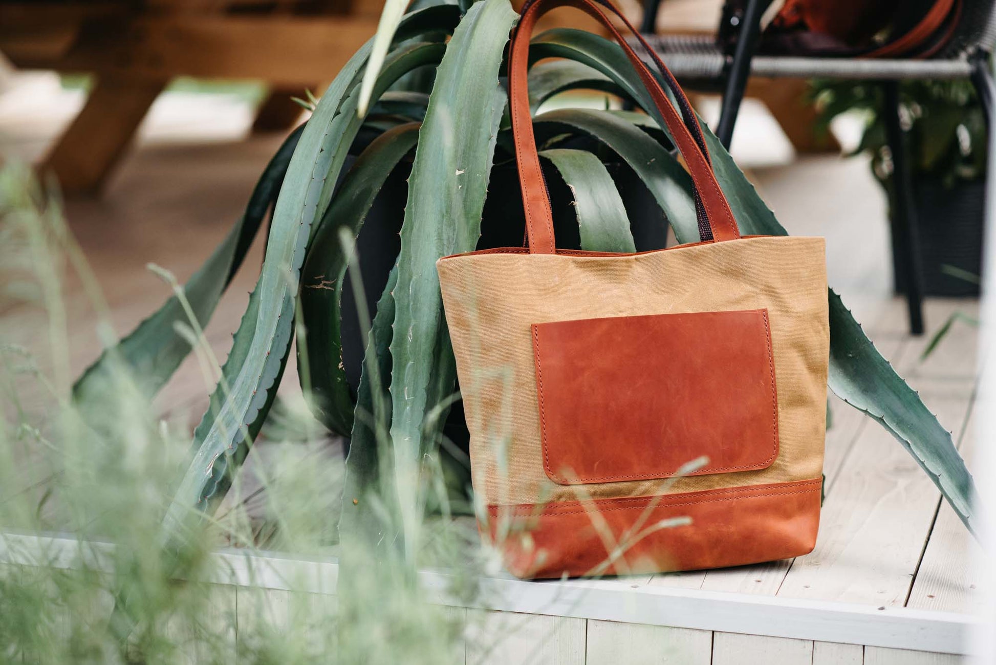 Women's Waxed Canvas Tote Bag with Leather Straps for Daily Use