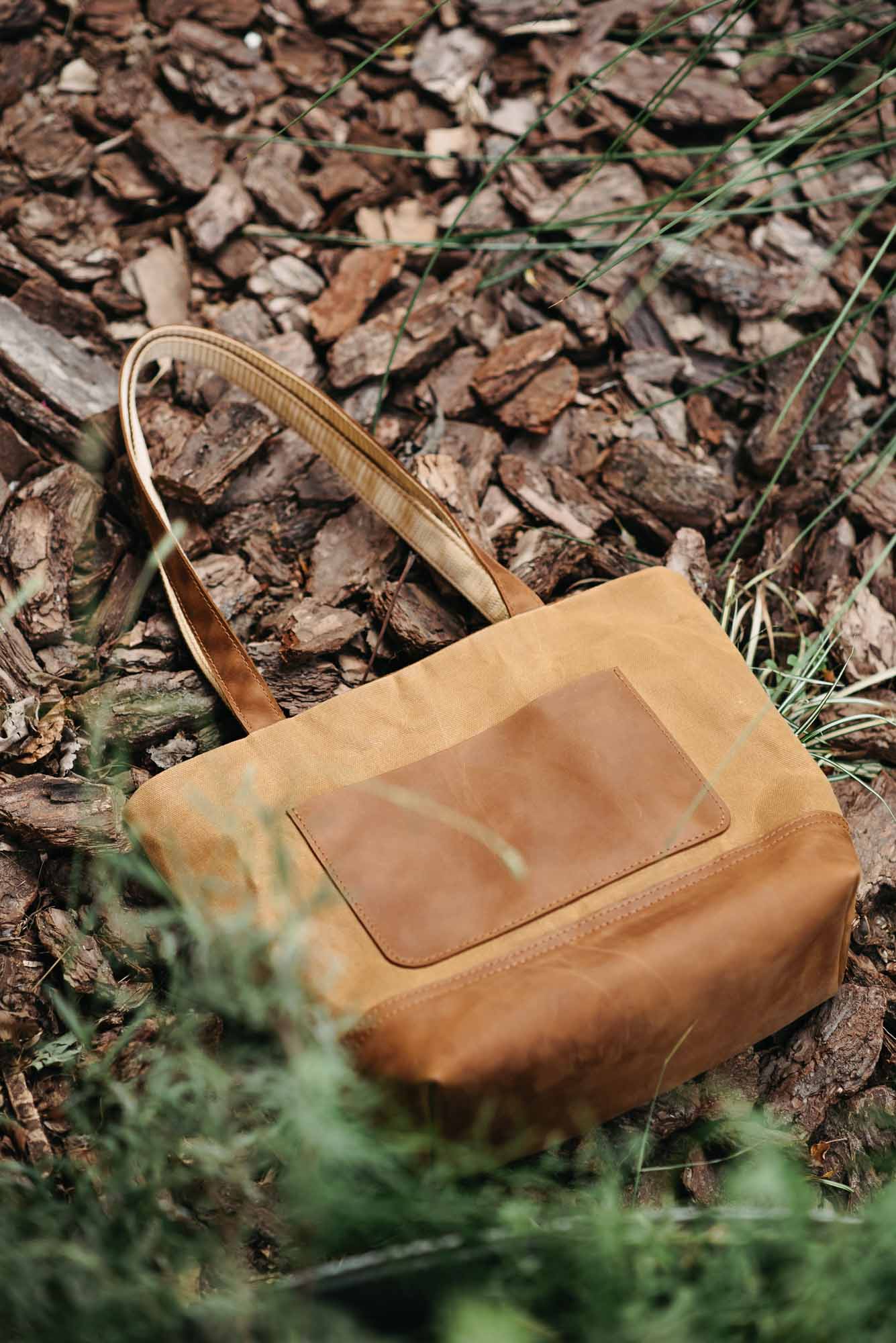 Women's Waxed Canvas Tote Bag with Leather Straps for Daily Use