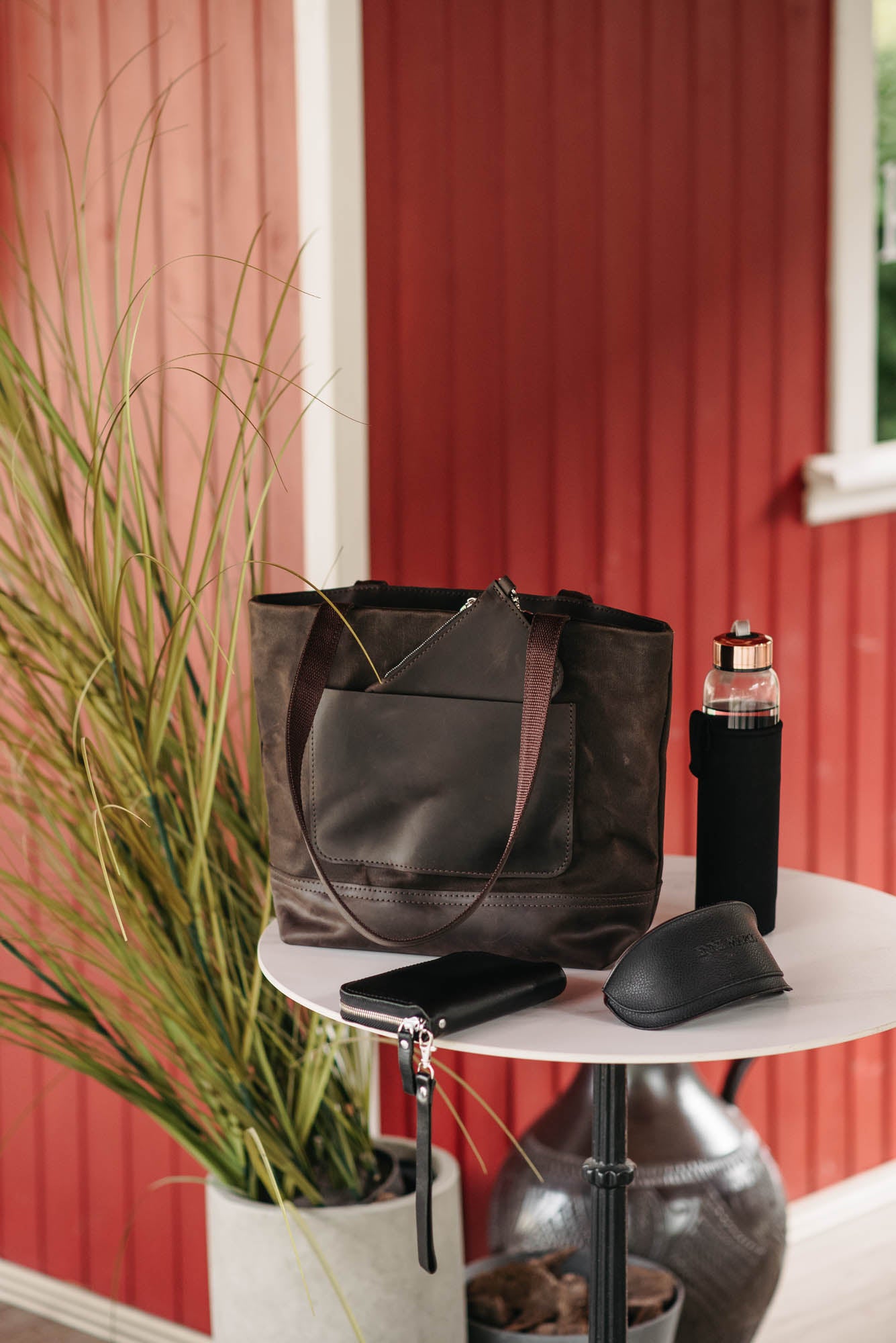 Women's Waxed Canvas Tote Bag with Leather Straps for Daily Use