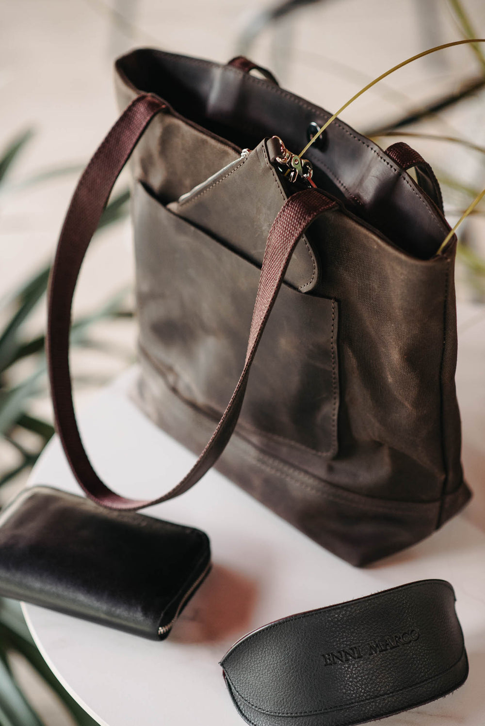 Women's Waxed Canvas Tote Bag with Leather Straps for Daily Use