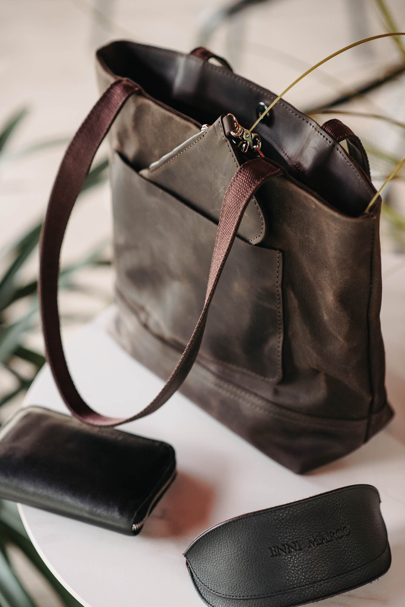 Women's Waxed Canvas Tote Bag with Leather Straps for Daily Use