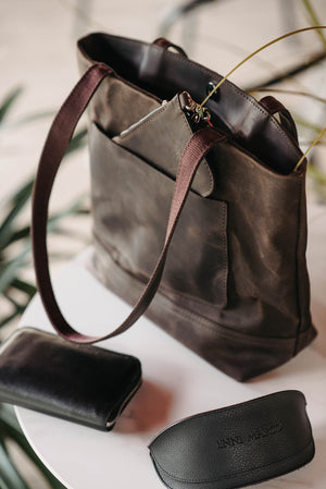 Women's Waxed Canvas Tote Bag with Leather Straps for Daily Use