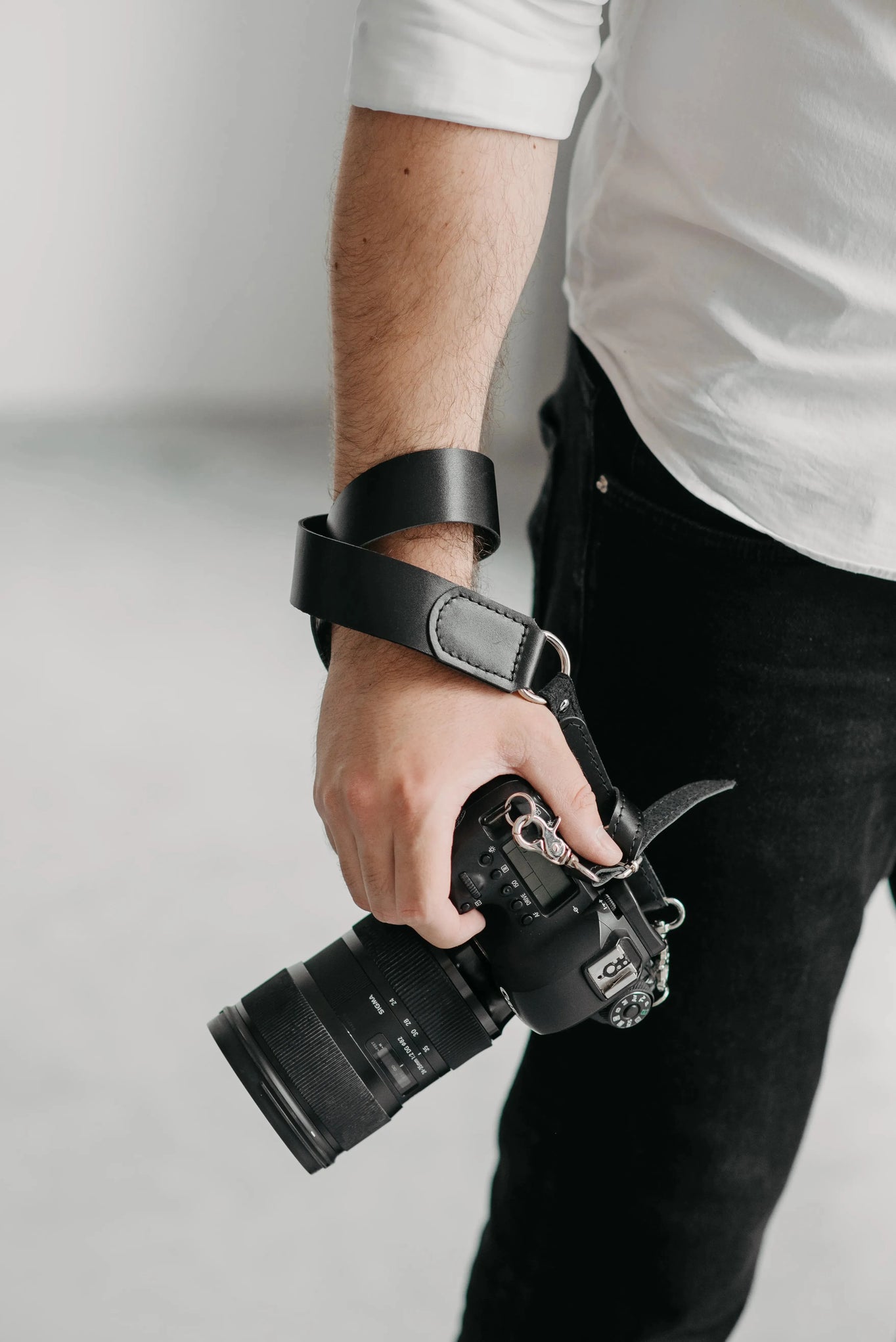 Leather Camera Strap | Black - Wenderfarer