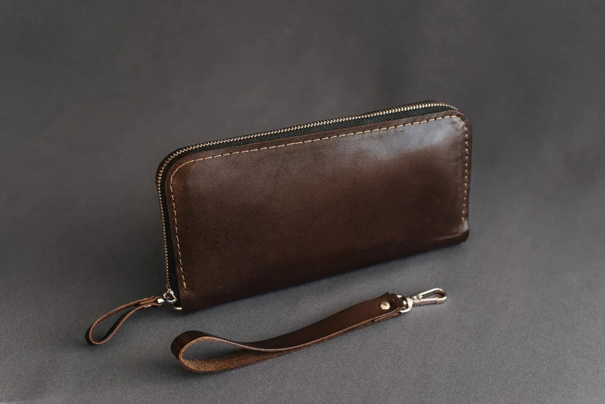 Leather Clutch Wallet – Zip Closure & Wrist Strap