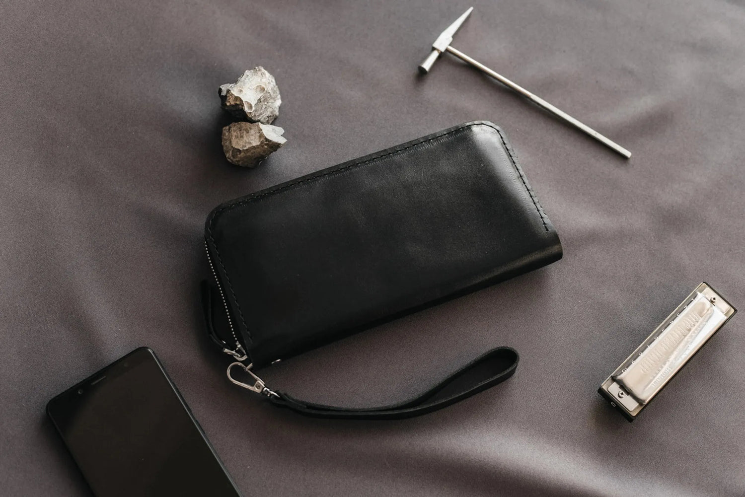 Zip Leather Clutch Wallet | Smooth Black - Wenderfarer