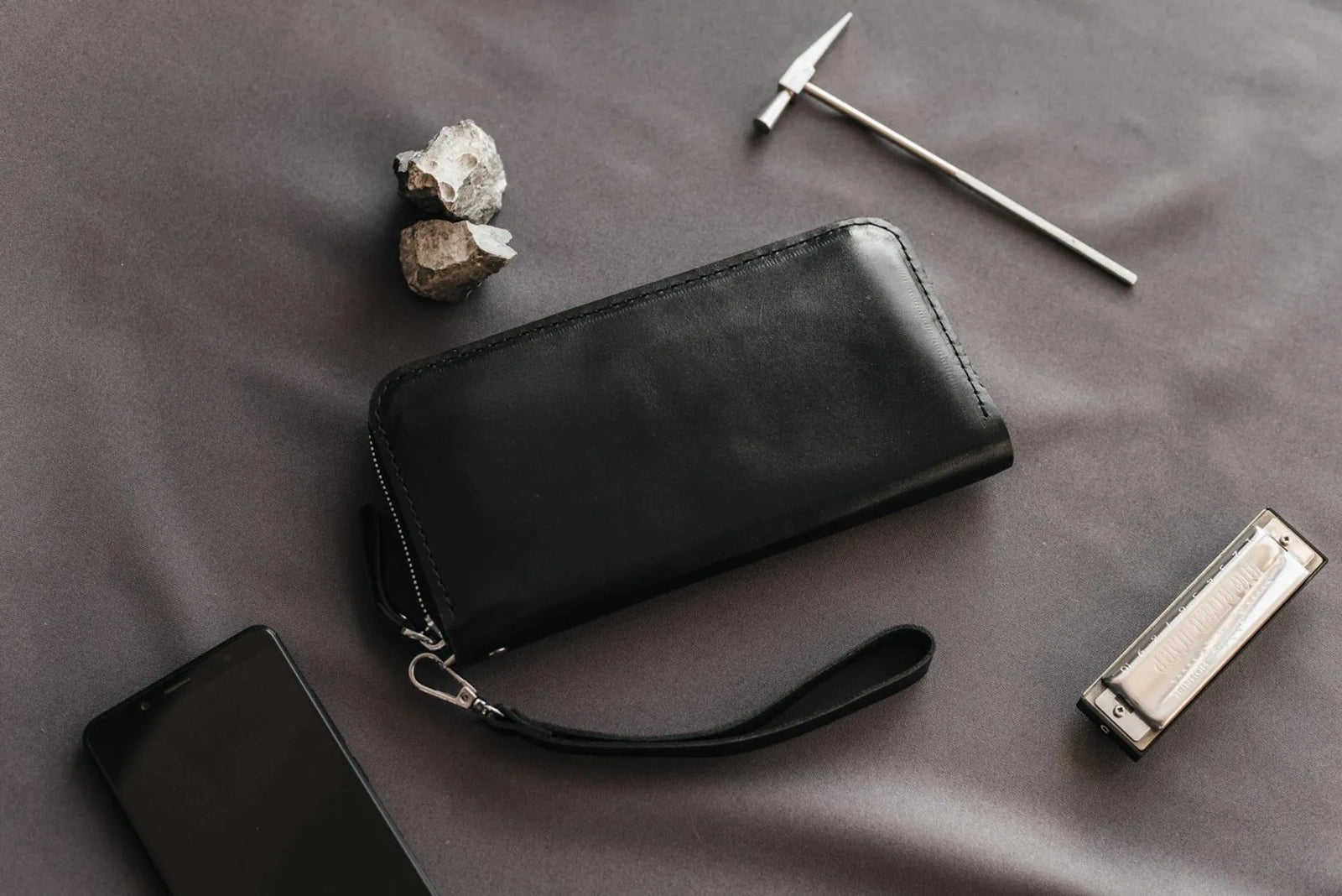 Zip Leather Clutch Wallet | Smooth Black - Wenderfarer
