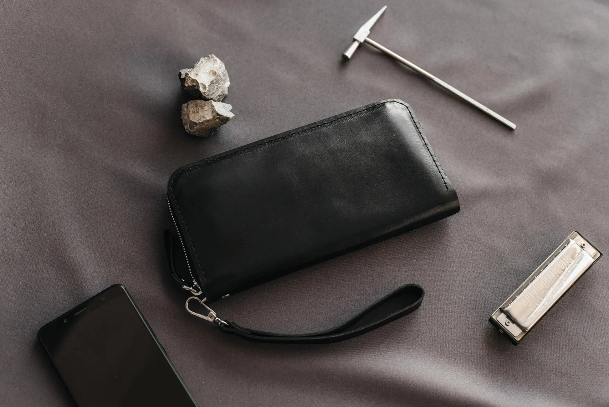 Zip Leather Clutch Wallet | Smooth Black - Wenderfarer