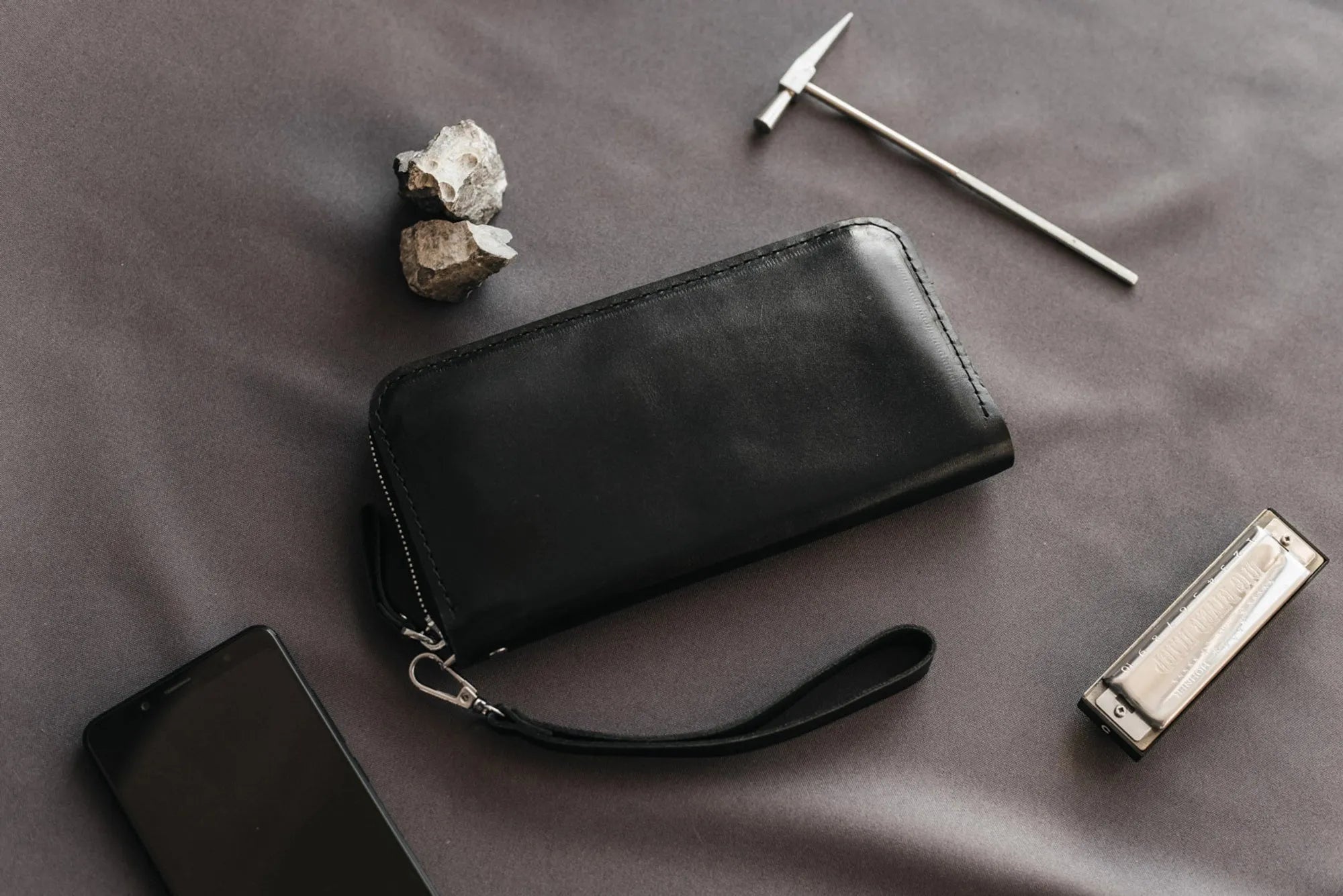 Zip Leather Clutch Wallet | Smooth Black - Wenderfarer
