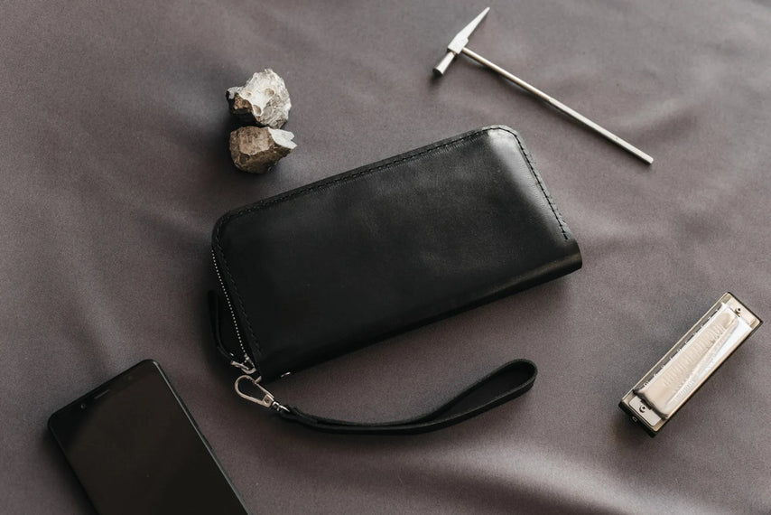 Zip Leather Clutch Wallet | Smooth Black - Wenderfarer