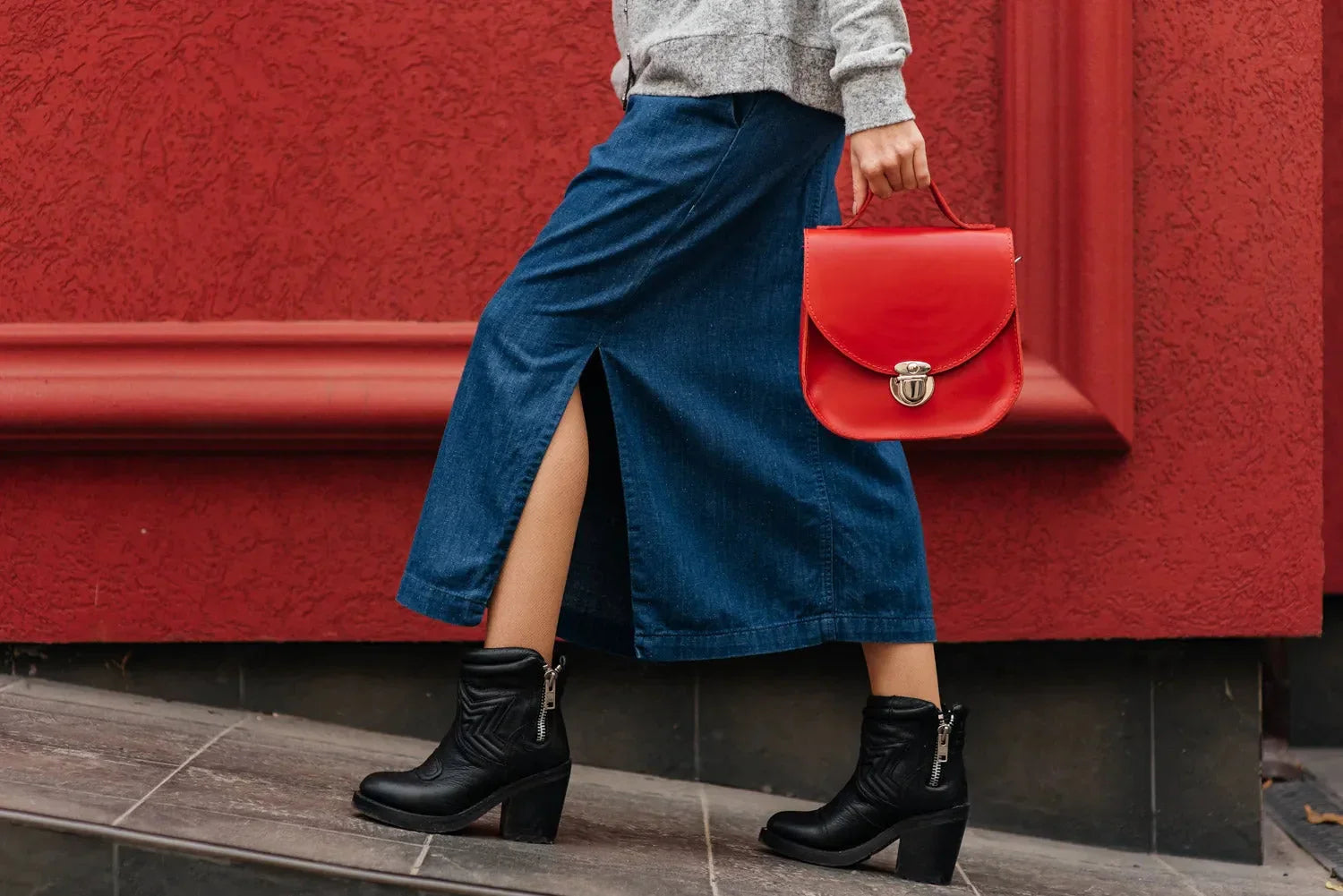 Women's Leather Crossbody Bag | Blossom