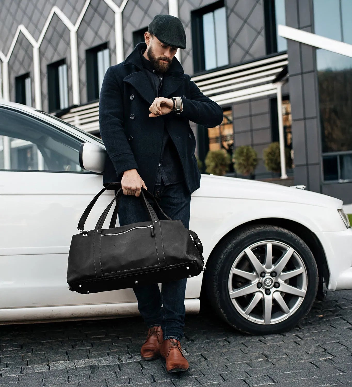 Handmade Distressed Leather Duffel – Travel Bag for Men | Stout M/L