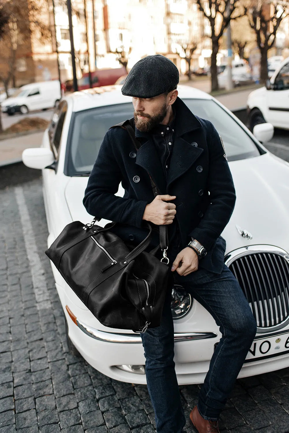 Handmade Distressed Leather Duffel – Travel Bag for Men | Stout M/L