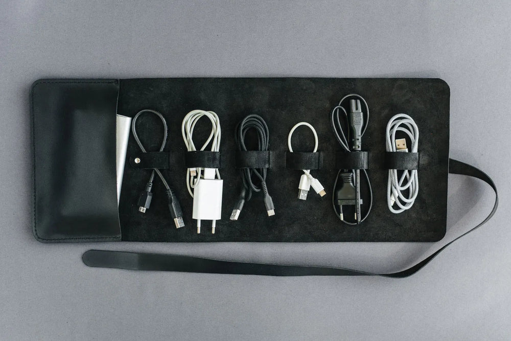 Roll-Up Leather Cord & Tools Wrap – Smooth Finish