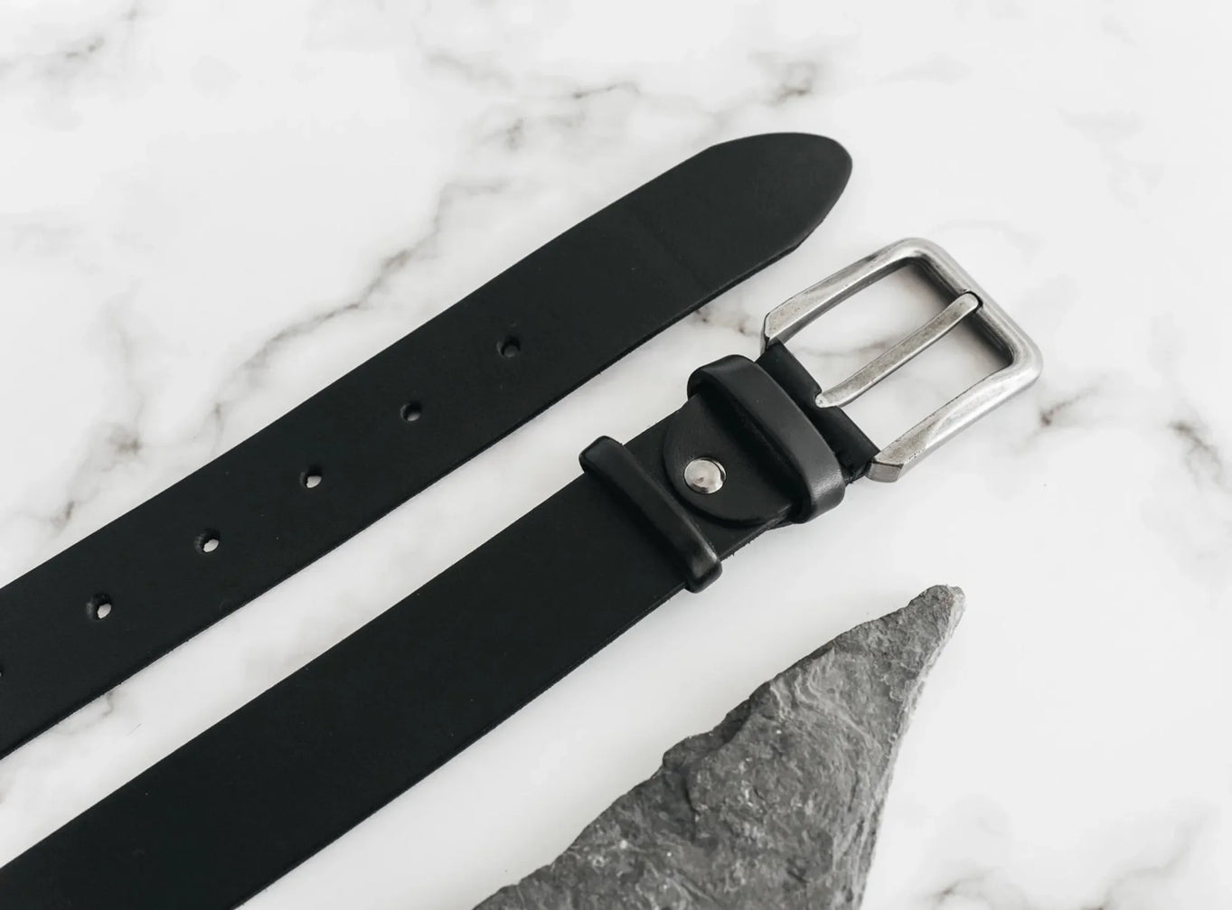 Veg Tanned Leather Belt | Smooth Black - Wenderfarer