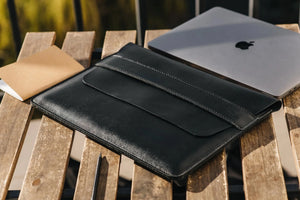 Matted Leather Sleeve for Macbook - All sizes | Black - Wenderfarer