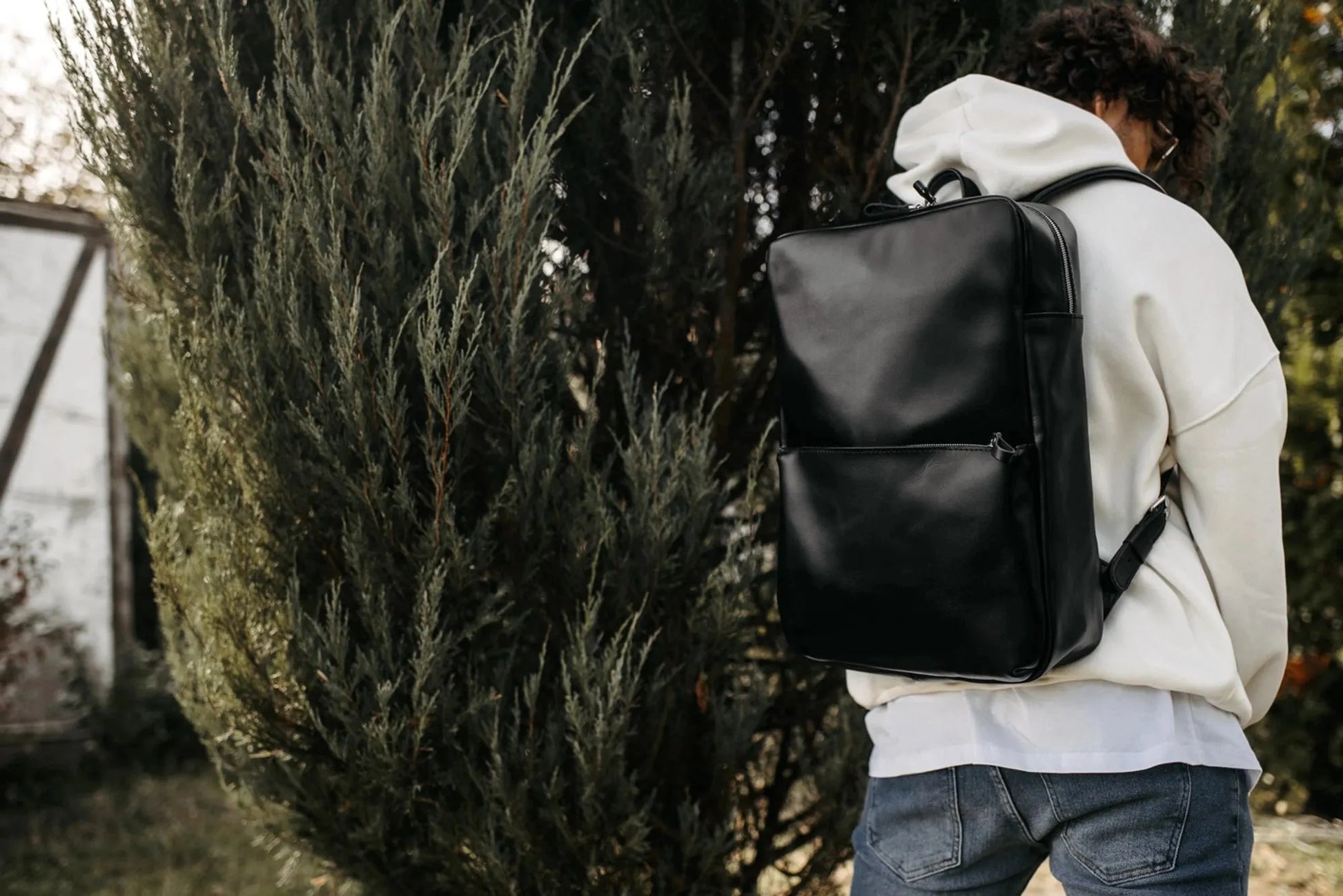 Leather Backpack for Laptop - Nomad | Black - Wenderfarer