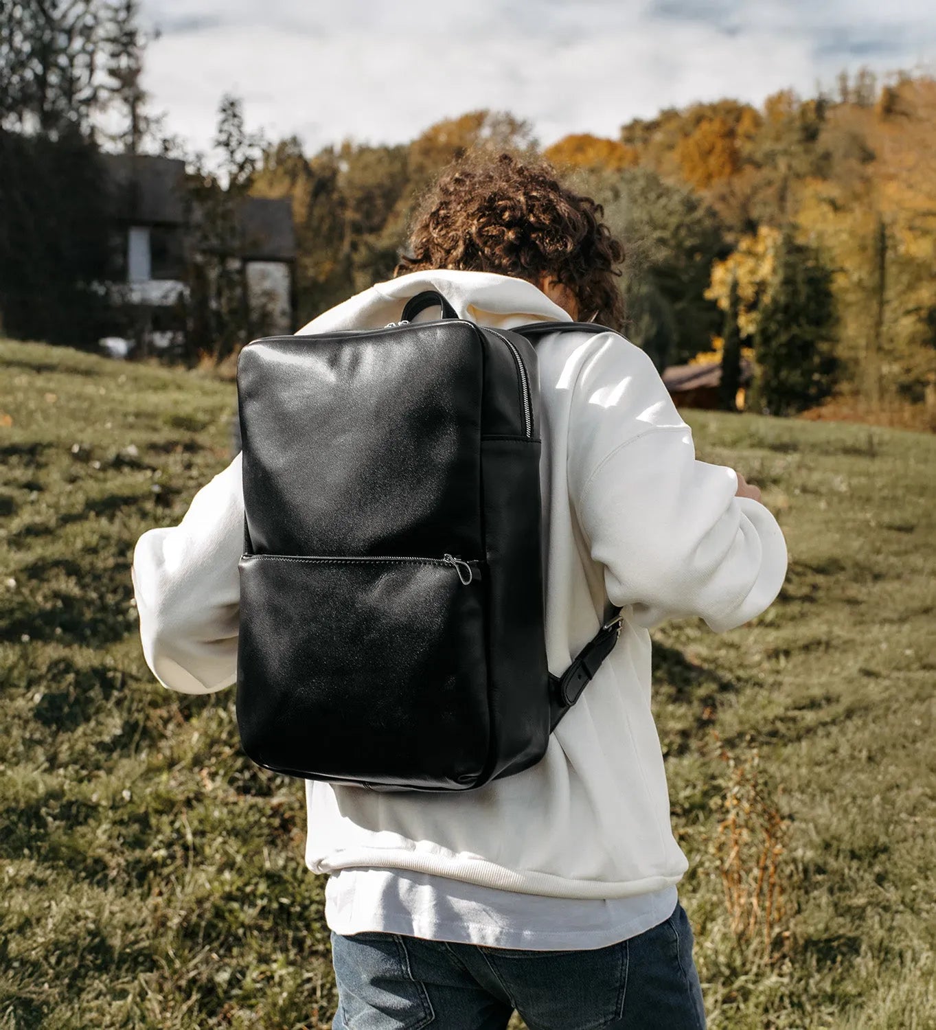 Smooth Leather Backpack for Everyday – fits Laptop 15.6/17'' | Nomad