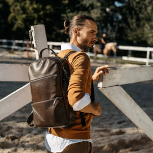 Smooth Leather Backpack for Work and Travel | Splay