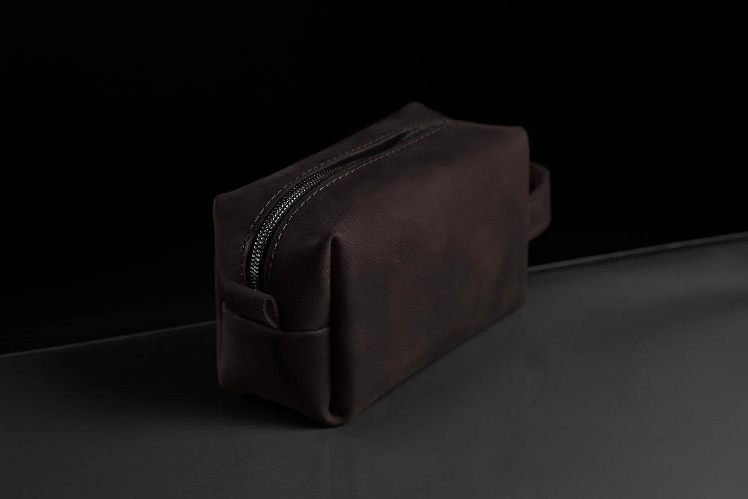 Waxed Matte Leather Dopp Kit – Travel Organizer