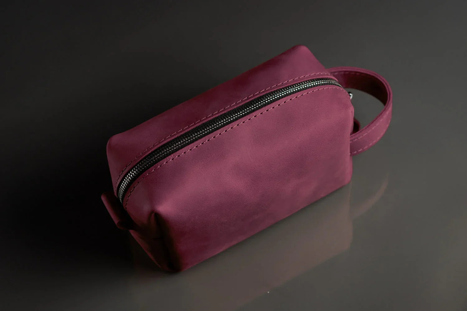 Waxed Matte Leather Dopp Kit – Travel Organizer