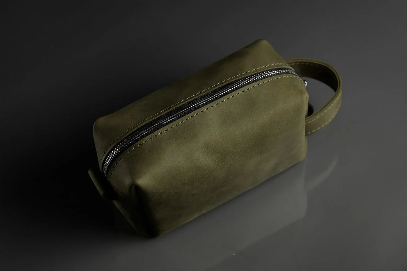 Waxed Matte Leather Dopp Kit – Travel Organizer