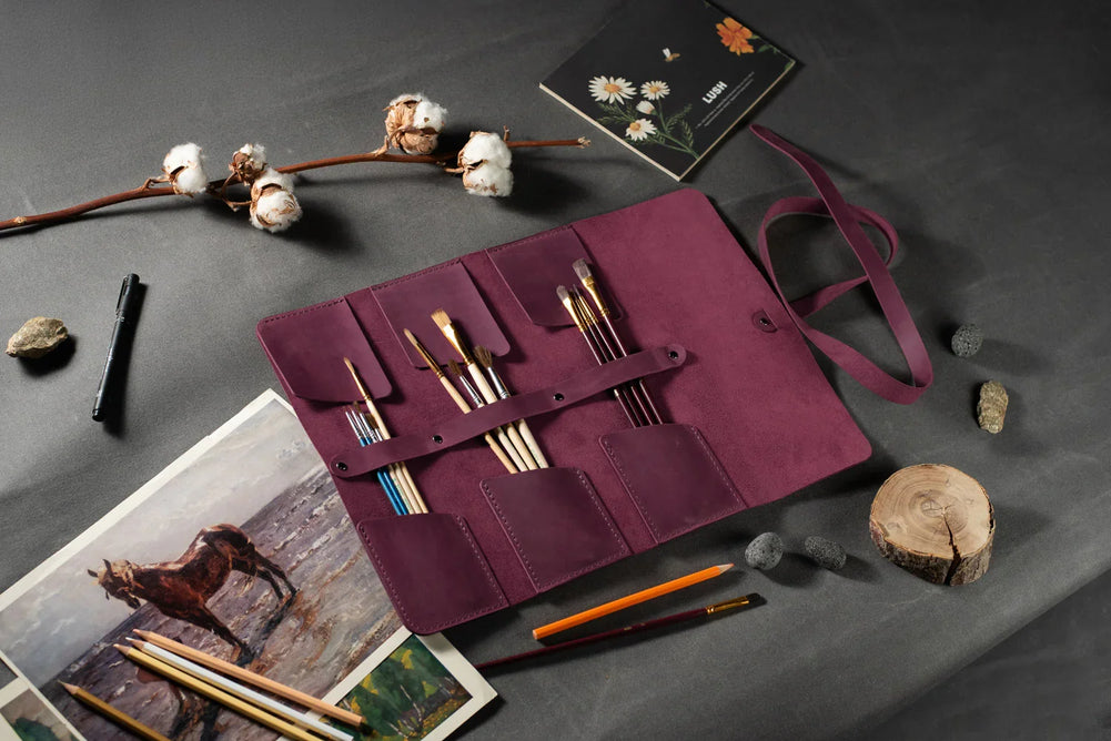 Leather Brush Roll Organizer – Waxed Matte Leather for Brushes & Tools