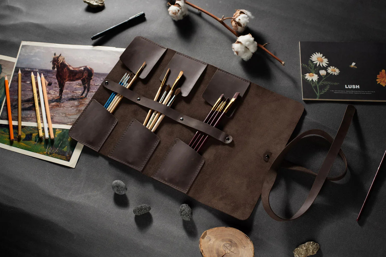 Leather Brush Roll Organizer – Waxed Matte Leather for Brushes & Tools
