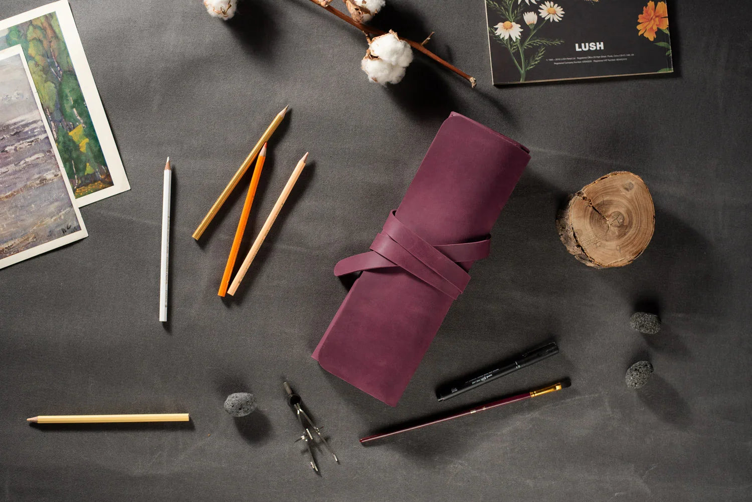Leather Brush Roll Organizer – Waxed Matte Leather for Brushes & Tools