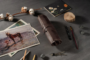Leather Brush Roll Organizer – Waxed Matte Leather for Brushes & Tools