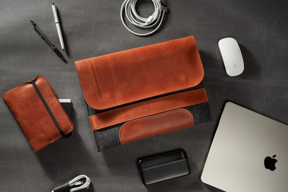 Waxed Matte Leather & Wool Macbook Holder with Magnet Closure