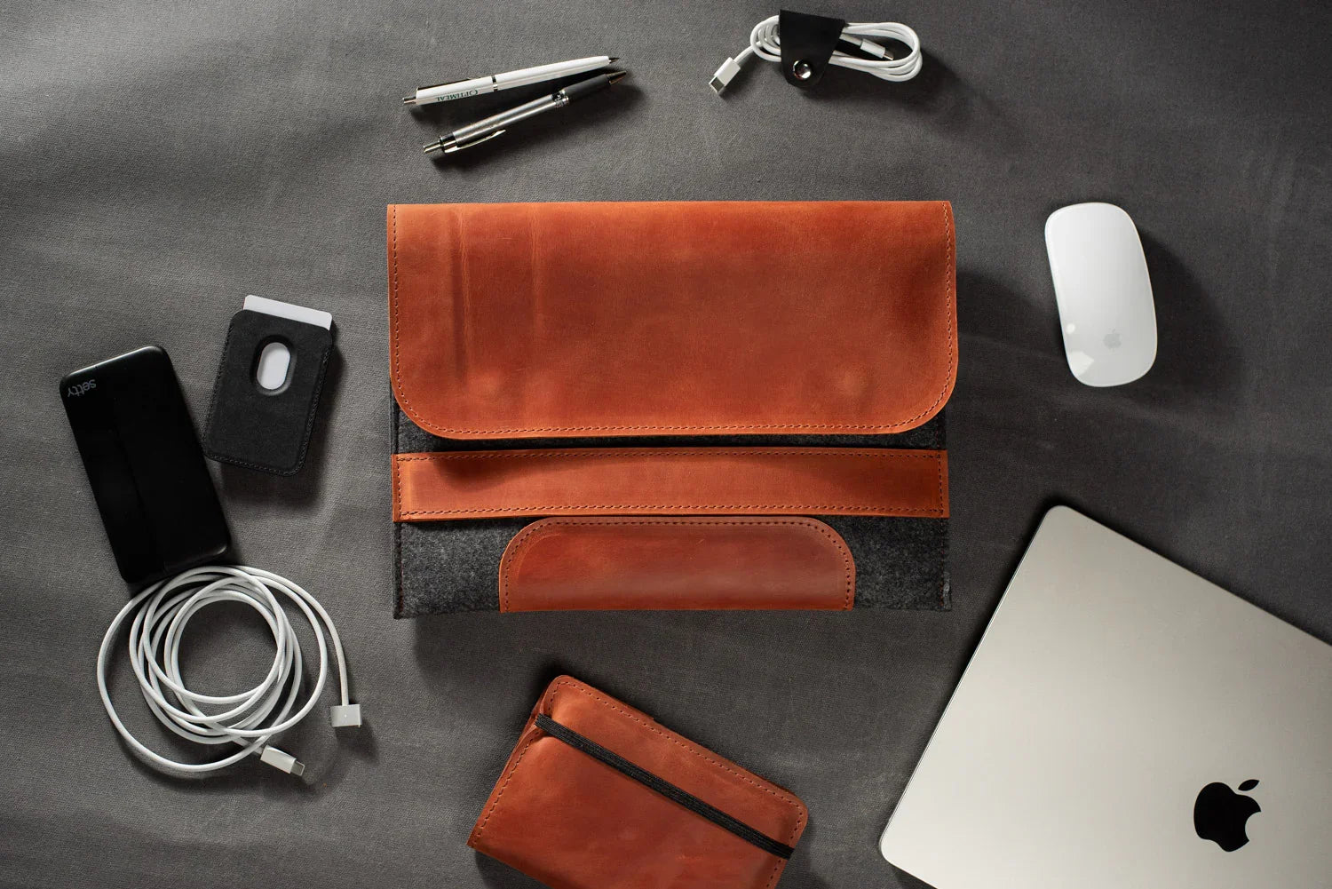 Waxed Matte Leather & Wool Macbook Holder with Magnet Closure
