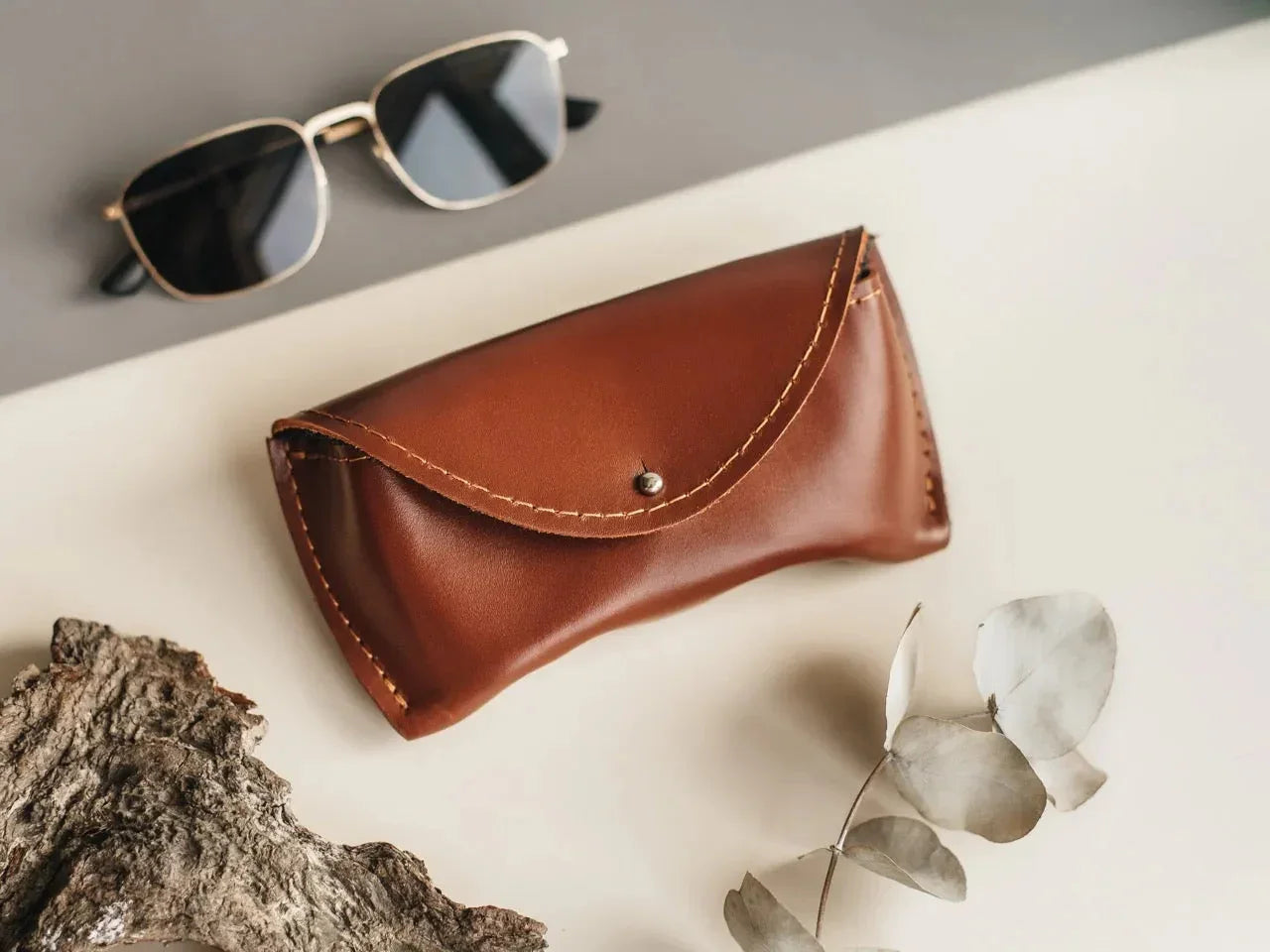 Smooth Leather Case for Sunglasses & Glasses – Handmade