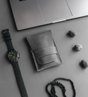 Leather Watch Travel Pouch – Distressed Finish | Sentinel