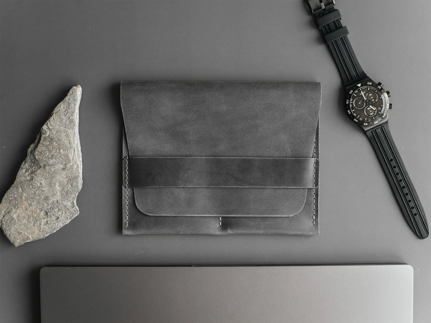 Leather Watch Travel Pouch – Distressed Finish | Sentinel
