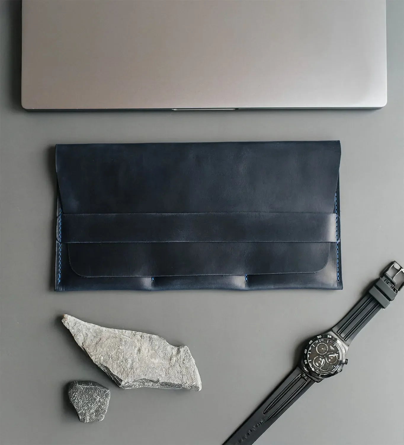 Leather Watch Travel Pouch – Distressed Finish | Sentinel