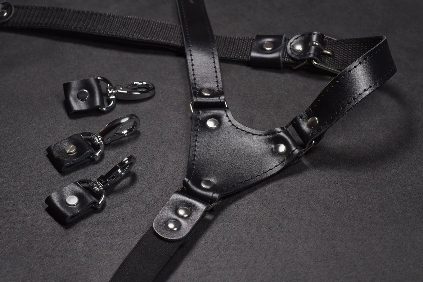 Premium Leather Braces with Buckles | Black - Wenderfarer