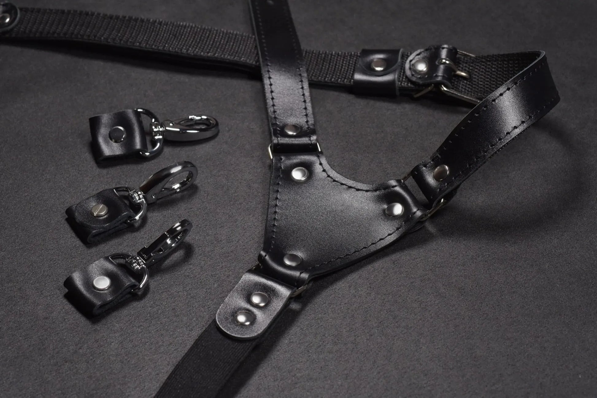Premium Leather Braces with Buckles | Black - Wenderfarer