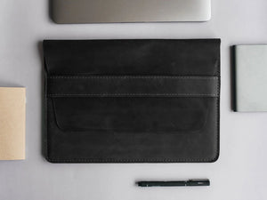 Distressed Leather Laptop Sleeve for MacBook – Aesthetic & All Sizes