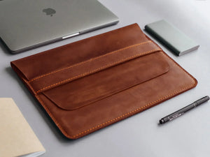 Distressed Leather Laptop Sleeve for MacBook – Aesthetic & All Sizes