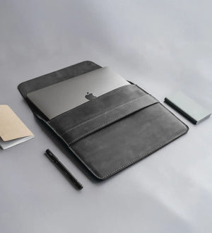 Distressed Leather Laptop Sleeve for MacBook – Aesthetic & All Sizes
