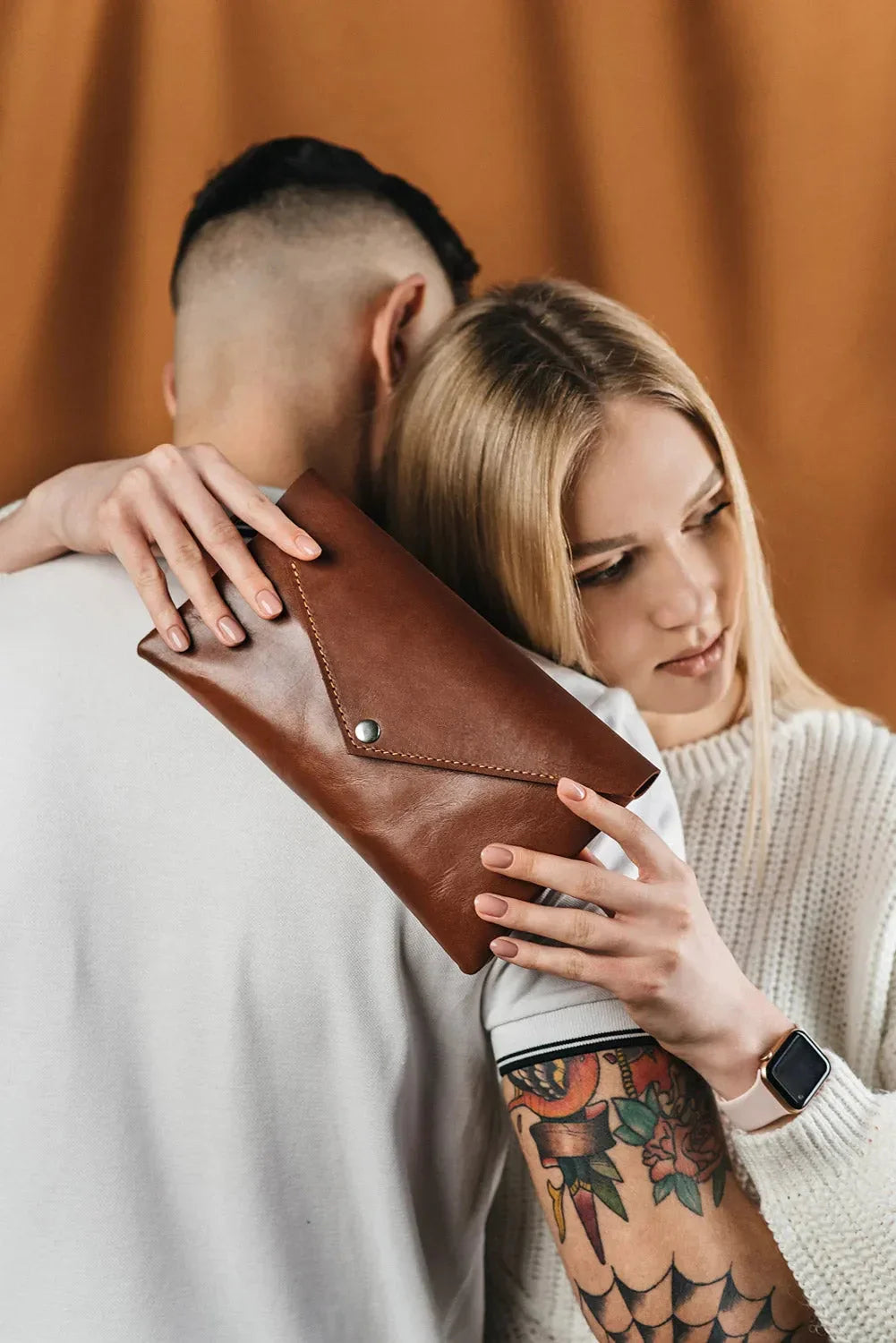 Convertible Leather Waist Bag – Women's Crossbody & Belt Pouch