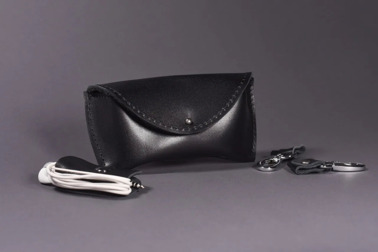 Smooth Leather Case for Sunglasses & Glasses – Handmade